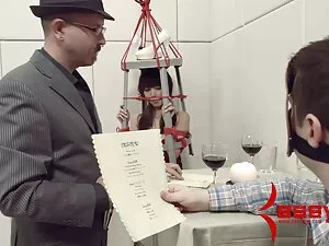 Desi Mädchen fingert ...